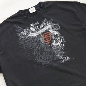 2 For 15💰SAN FRANCISCO GIANTS 2010 CHAMPIONSHIP MAJESTIC T-SHIRT